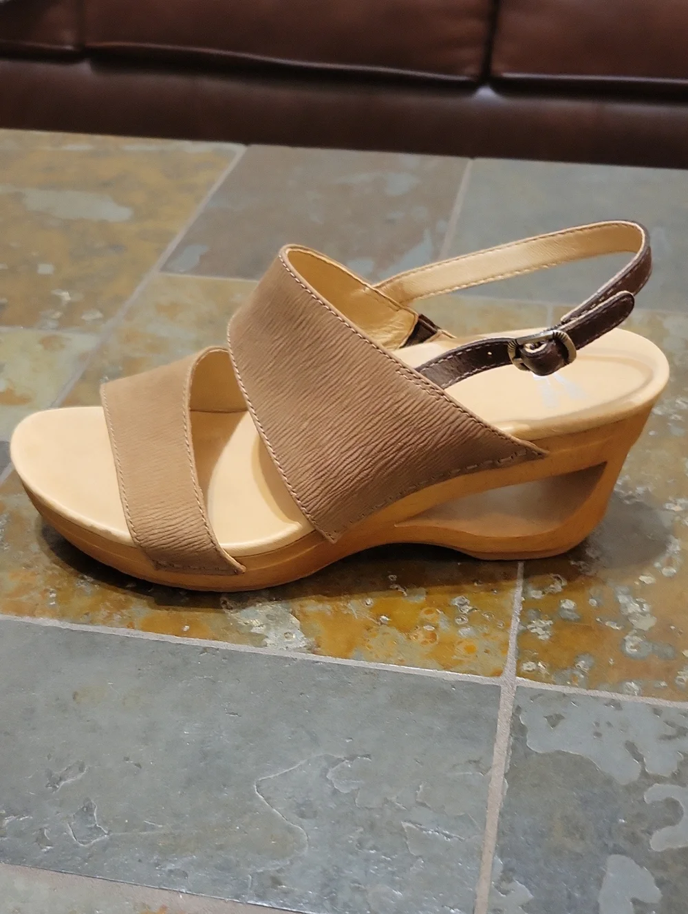 Dansko | Tamia Wood Wedge Sandal Dark Tan - Women's European size 39